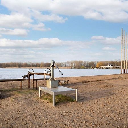 Vakantiewoning Maas En Waal 277 Ewijk ภายนอก รูปภาพ